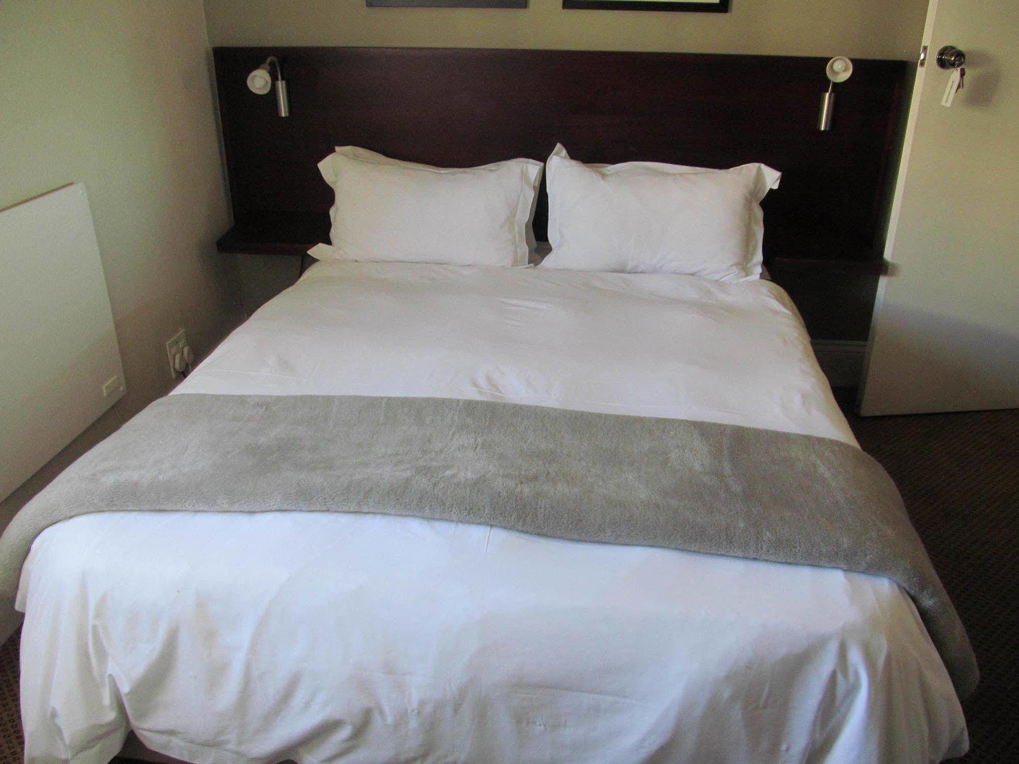 The Vic Hotel Port Elizabeth Dış mekan fotoğraf